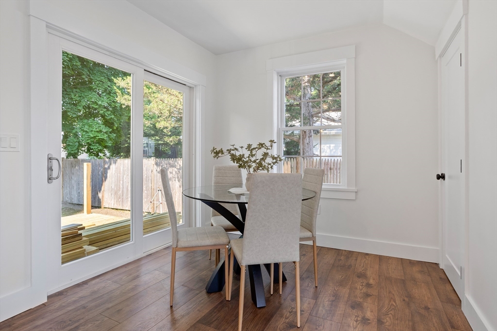32 Markham Circle