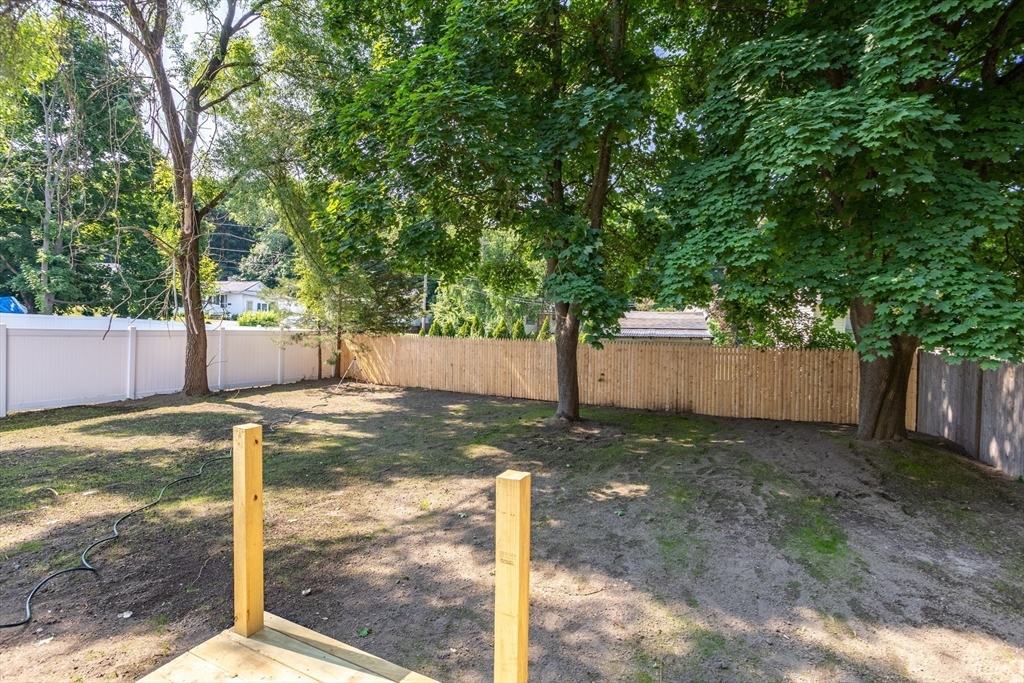 32 Markham Circle