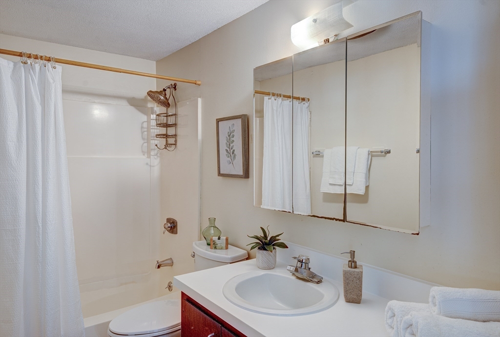 244 Old Beaverbrook # 244