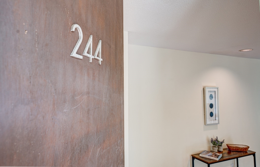 244 Old Beaverbrook # 244