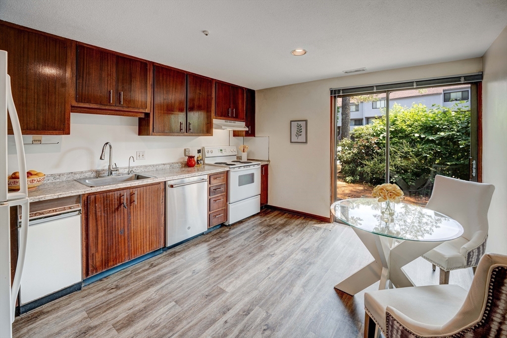 244 Old Beaverbrook # 244