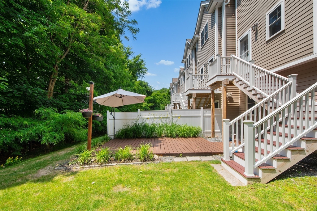 16 Saint Marys Way # 16