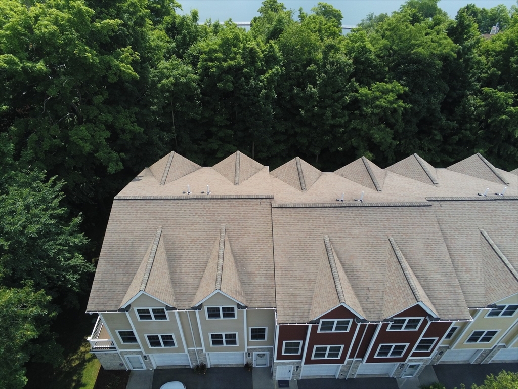 16 Saint Marys Way # 16