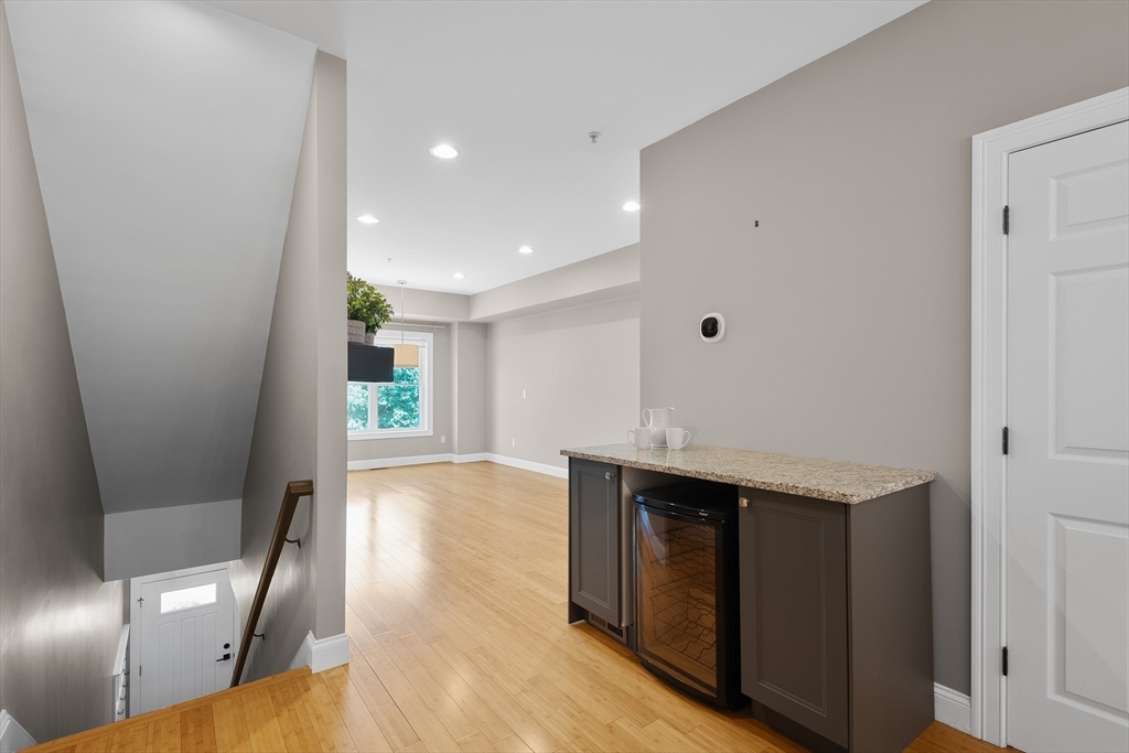 16 Saint Marys Way # 16