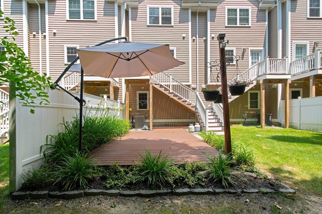 16 Saint Marys Way # 16