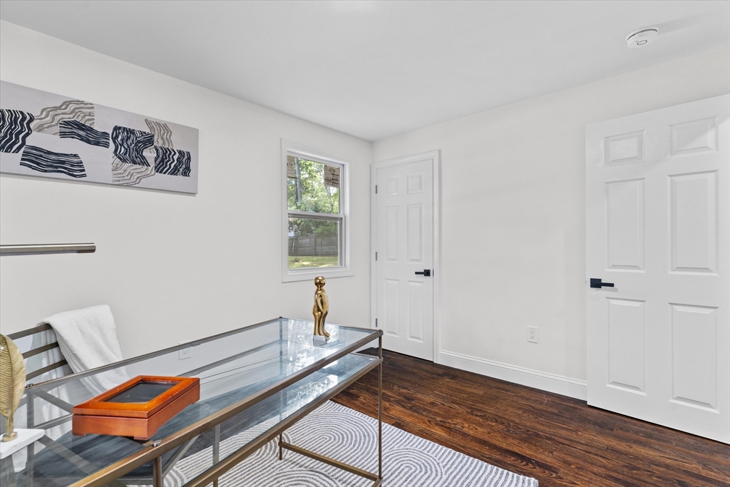 49 Debbie Dr