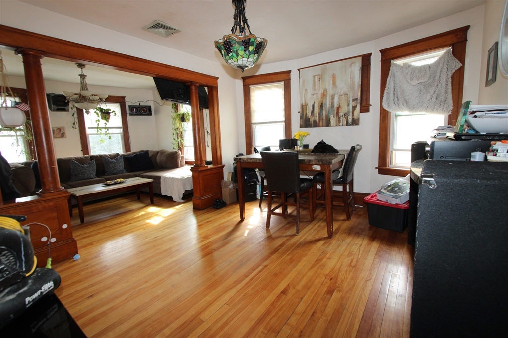 21 Ames St