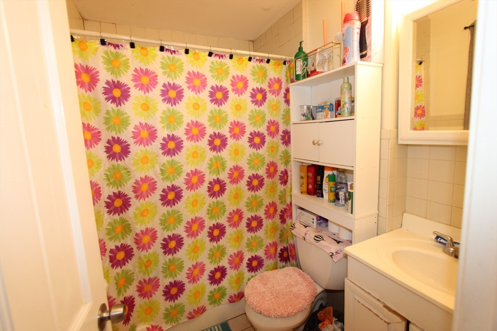 21 Ames St