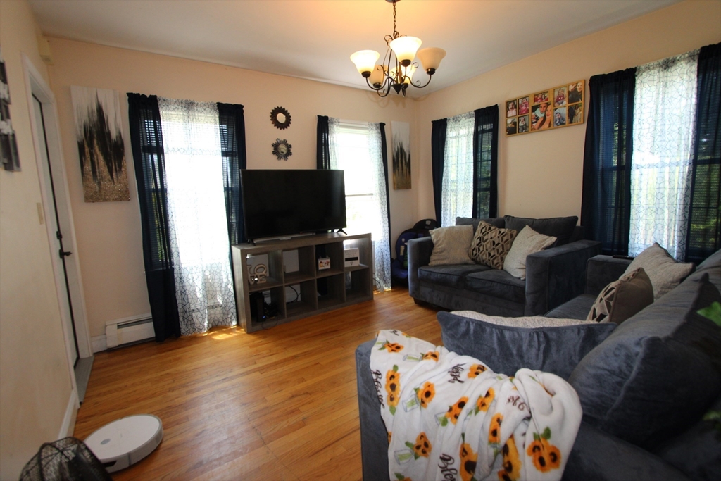 21 Ames St