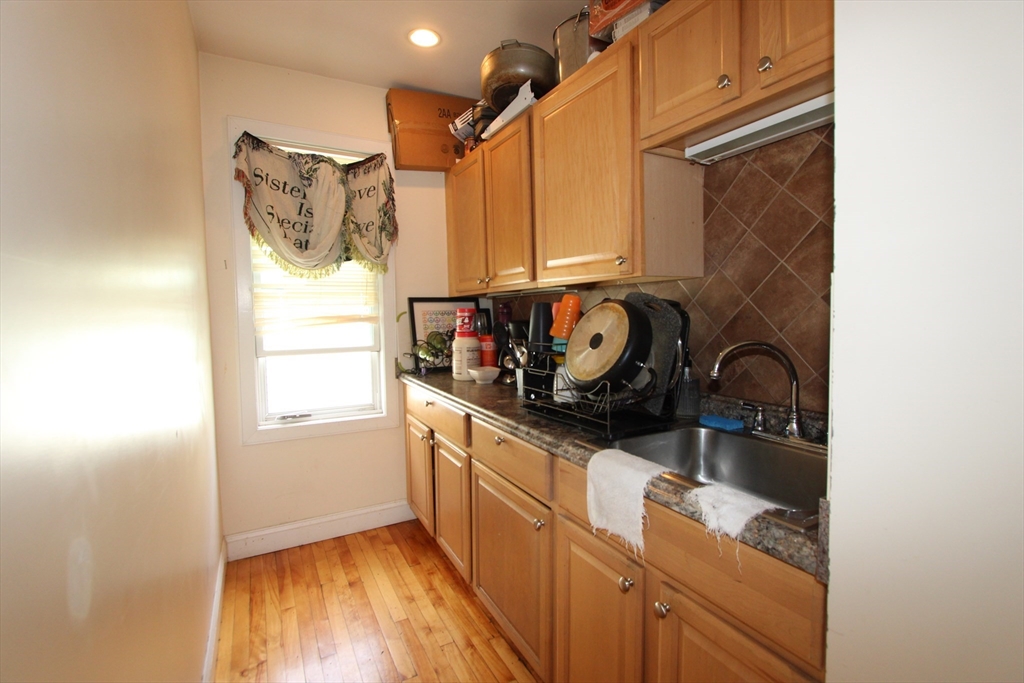 21 Ames St