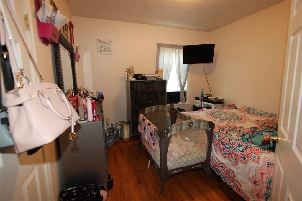 21 Ames St