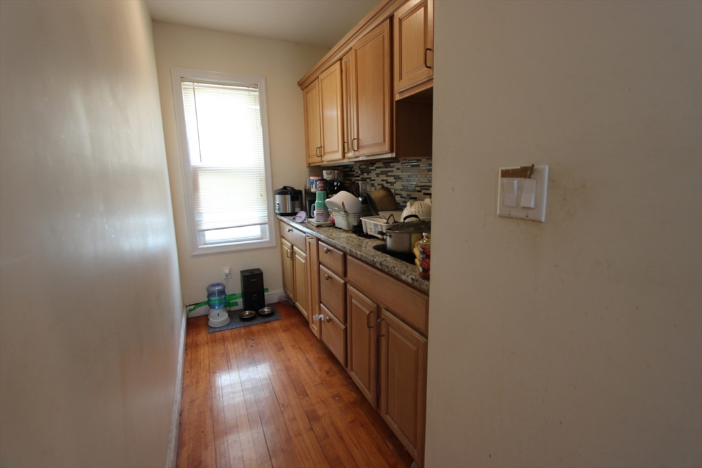 21 Ames St