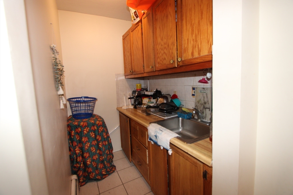 21 Ames St