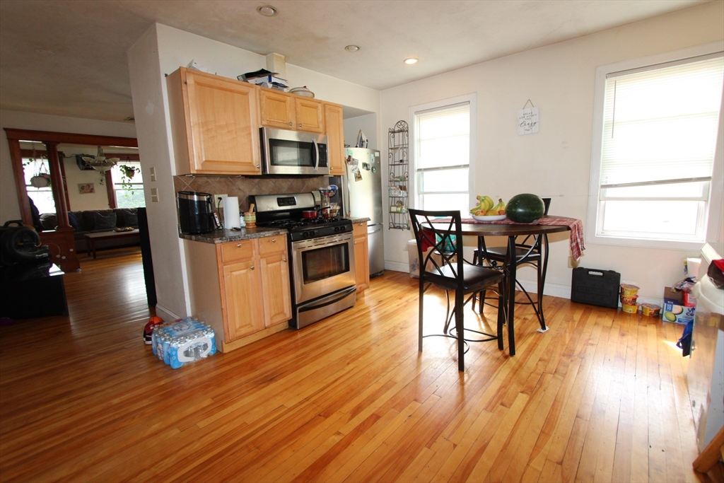 21 Ames St