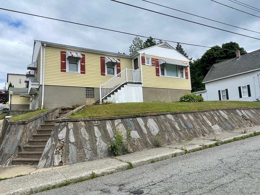 12 Moran St