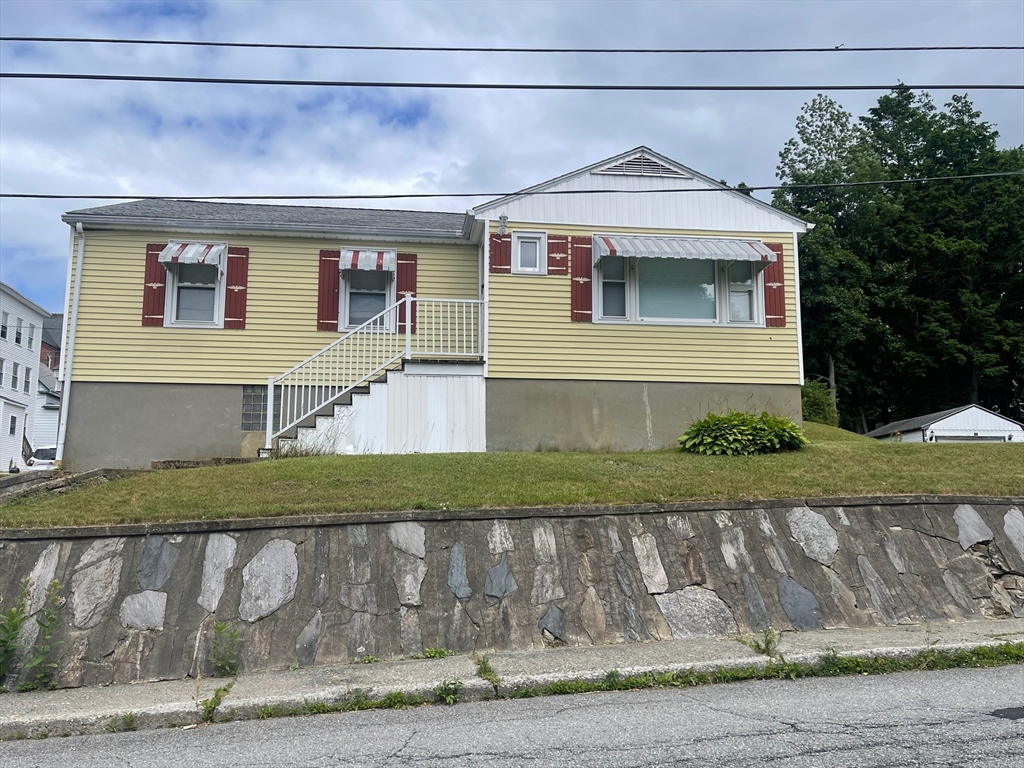 12 Moran St