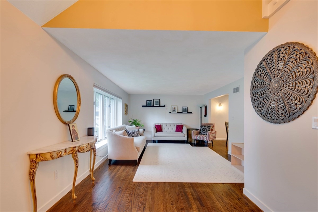 8 Aspen Cir