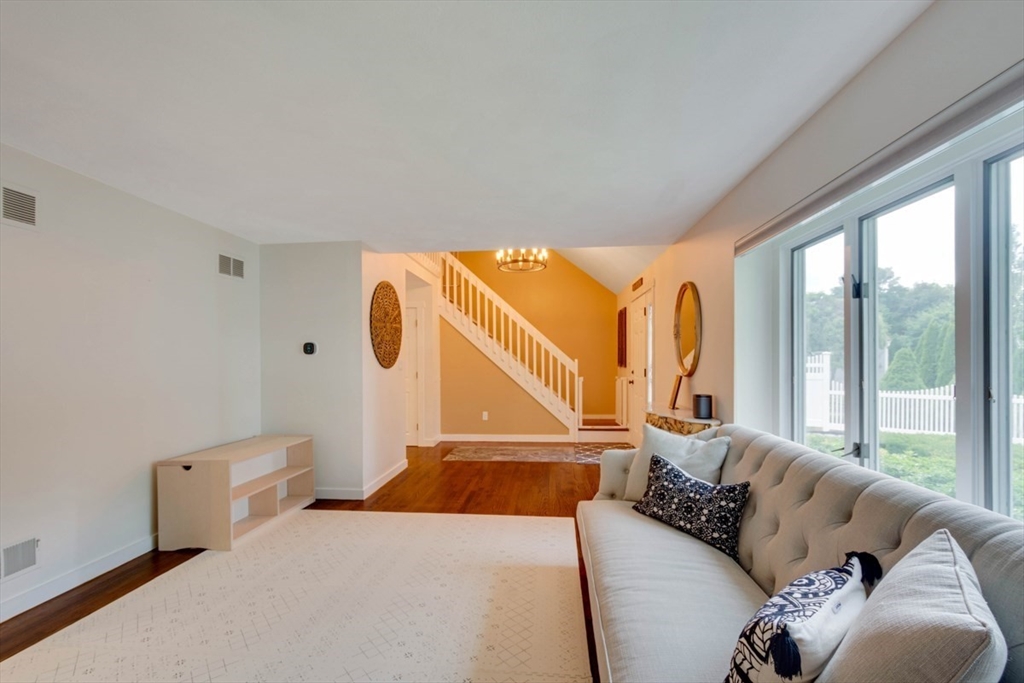 8 Aspen Cir