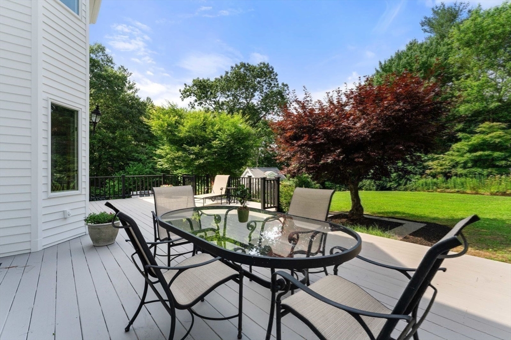 10 Mountain View Dr