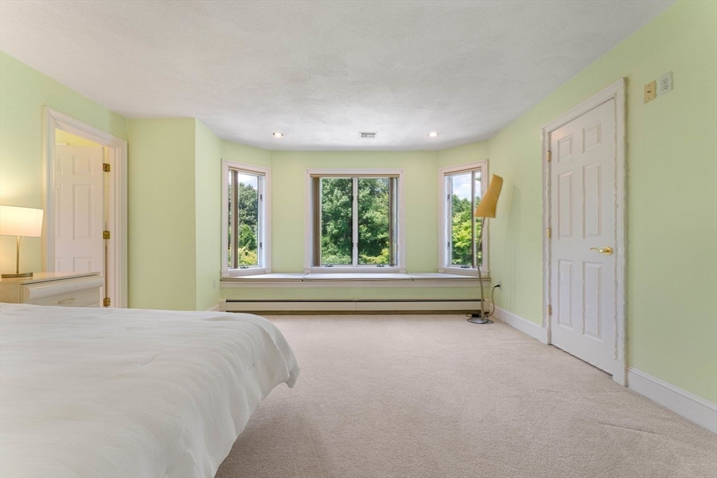 10 Mountain View Dr