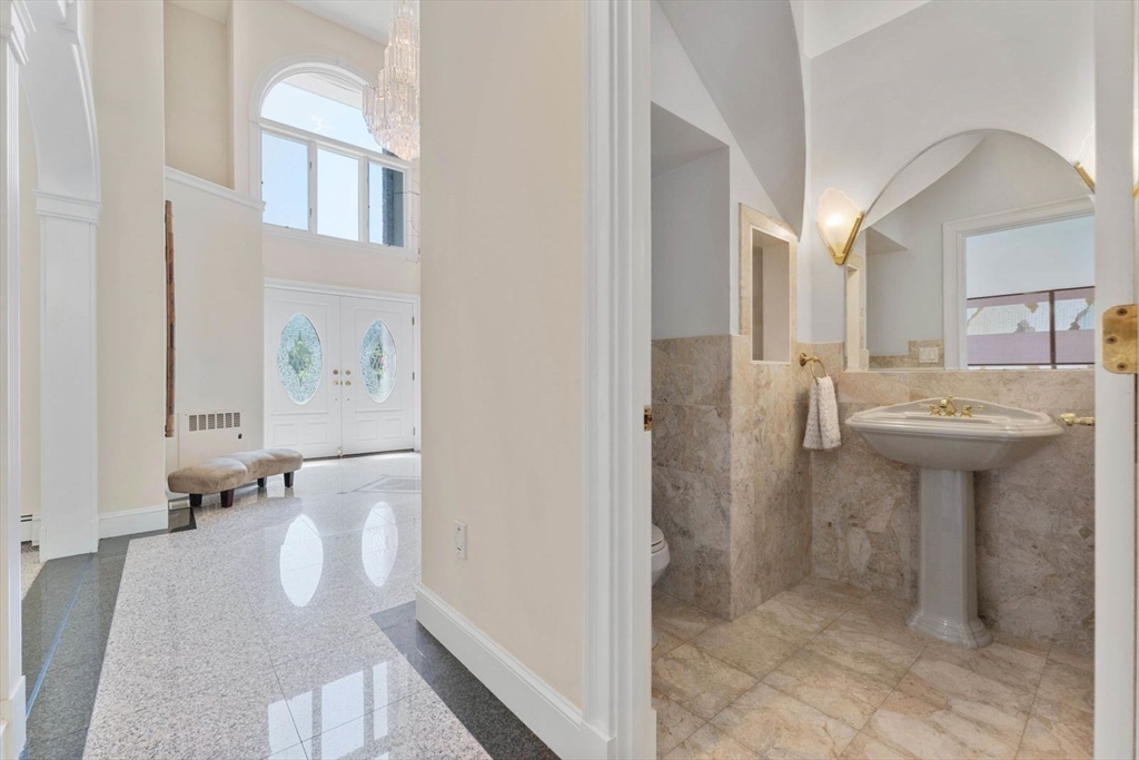 10 Mountain View Dr