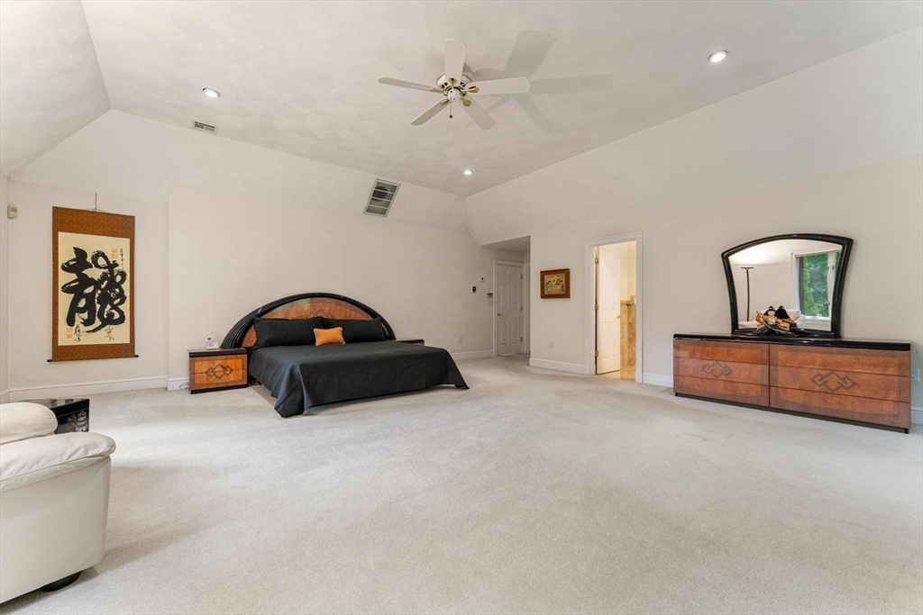 10 Mountain View Dr