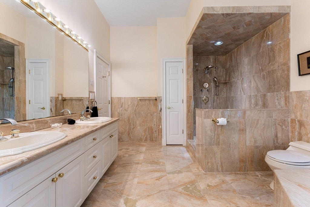 10 Mountain View Dr