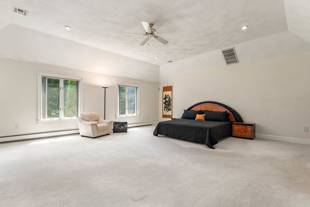 10 Mountain View Dr