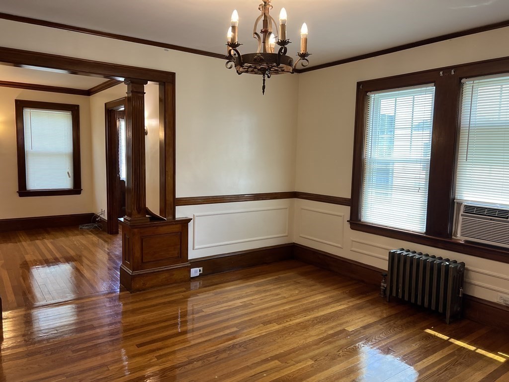 277 Lexington Street Unit: 1/F