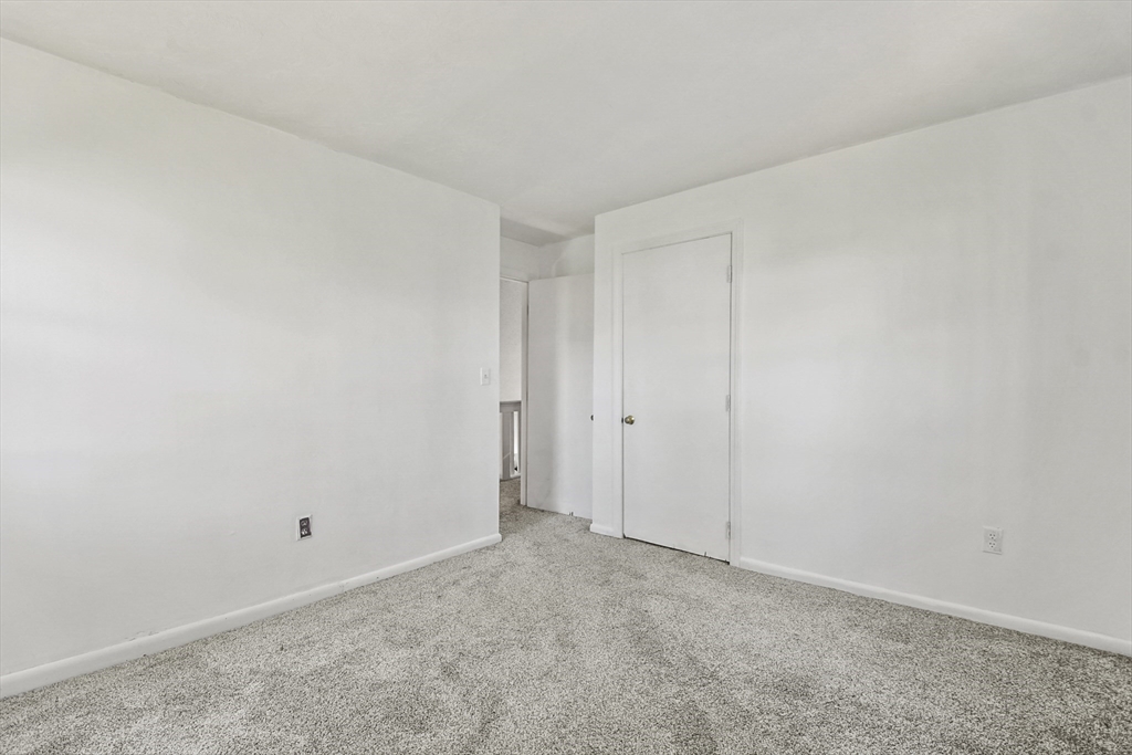 13 Littleton Dr