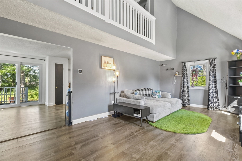 13 Littleton Dr