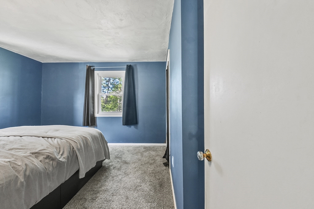 13 Littleton Dr