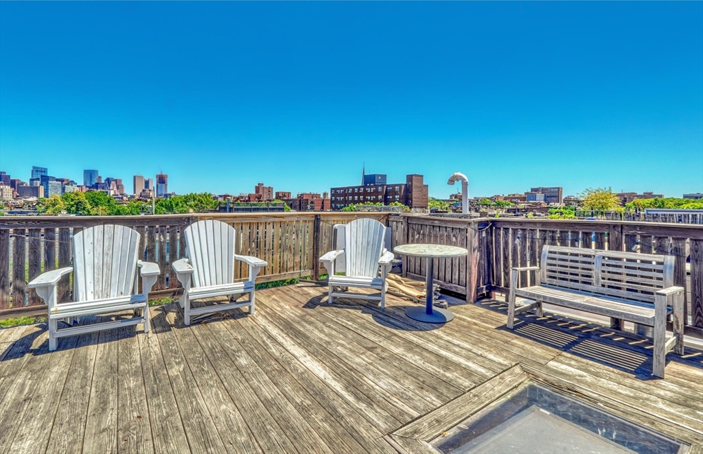 468 Massachusetts Ave # 4