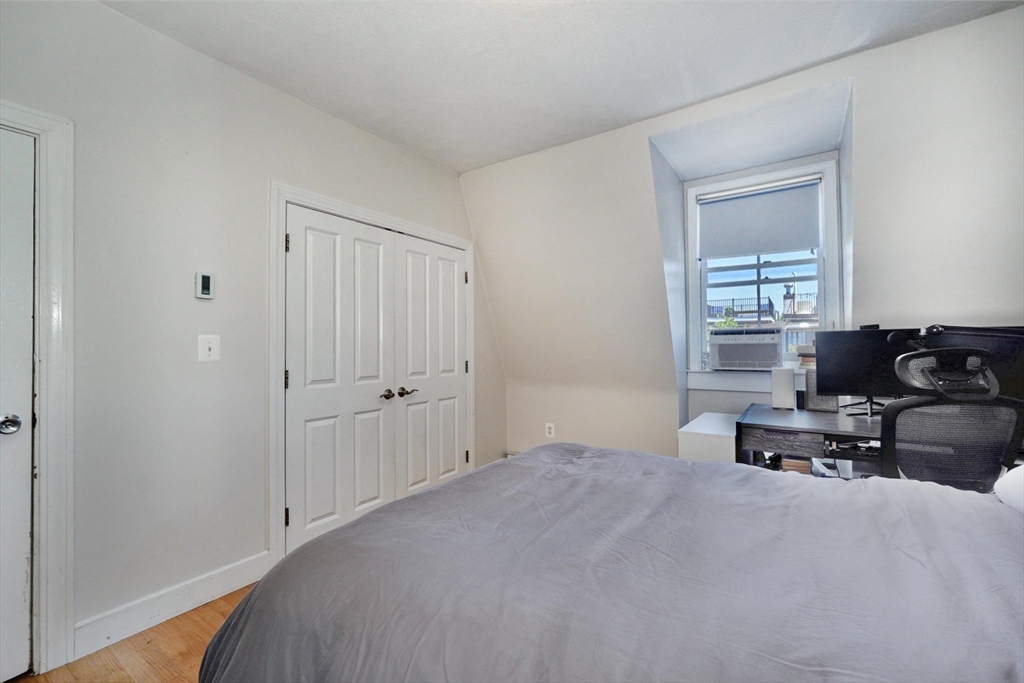 468 Massachusetts Ave # 4