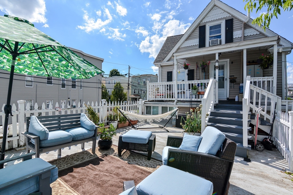 95-97 Mills St