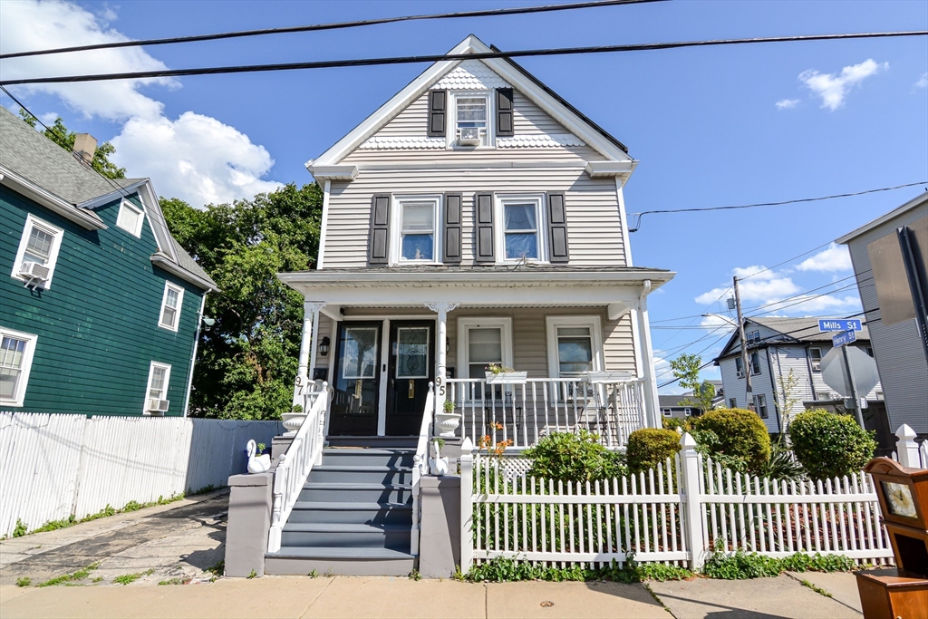 95-97 Mills St