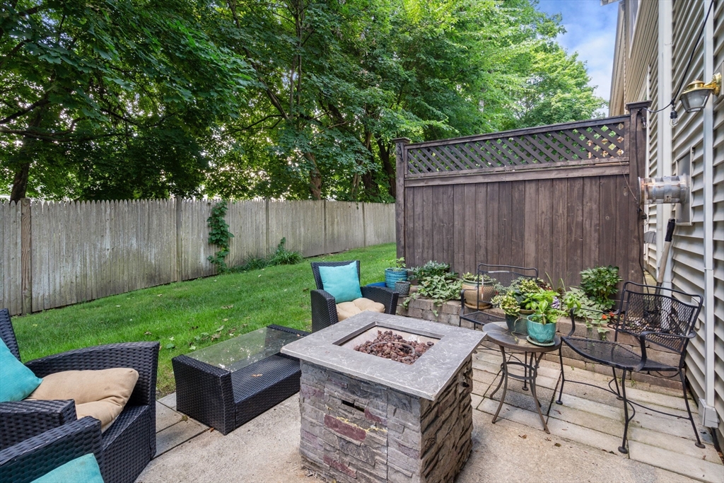 50 Evergreen Cir # 50