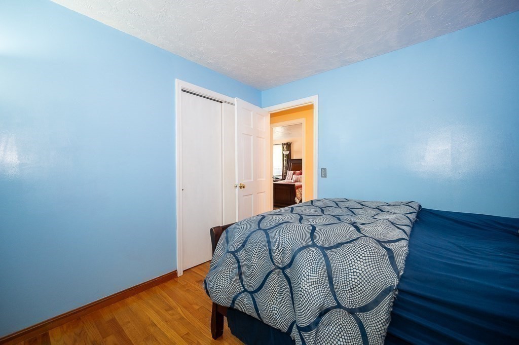 3 Bluegrass Ln