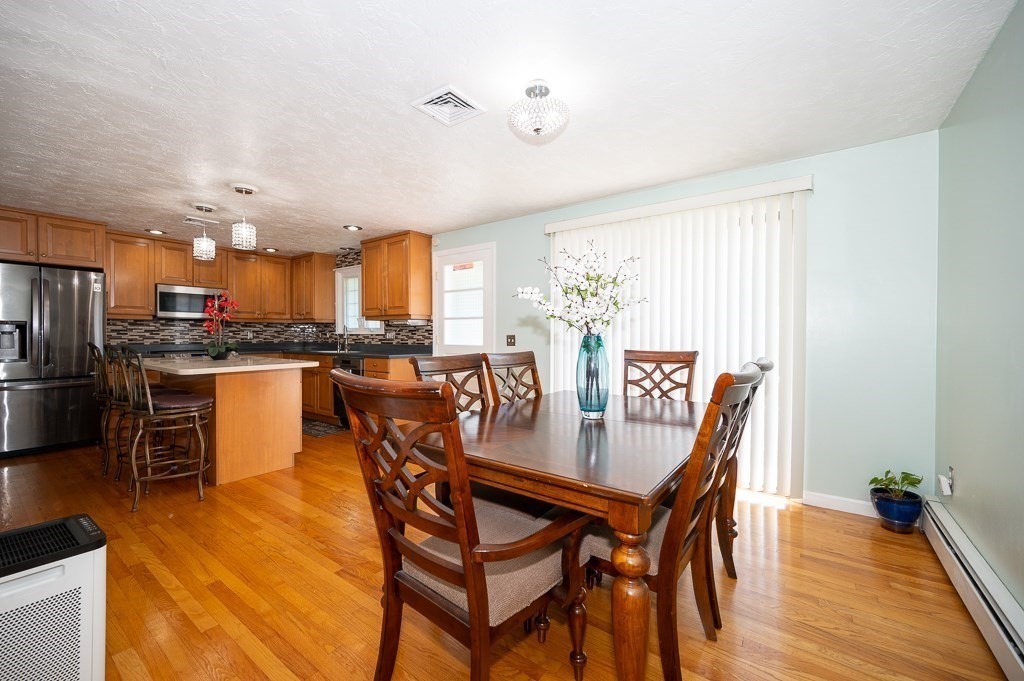 3 Bluegrass Ln