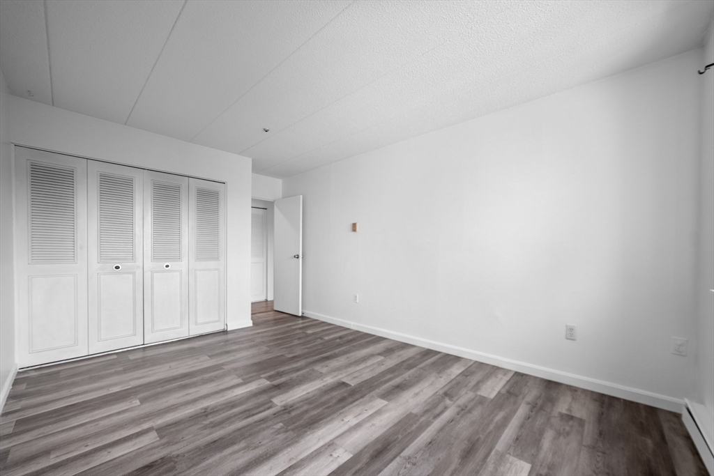 308 Quarry St # 403