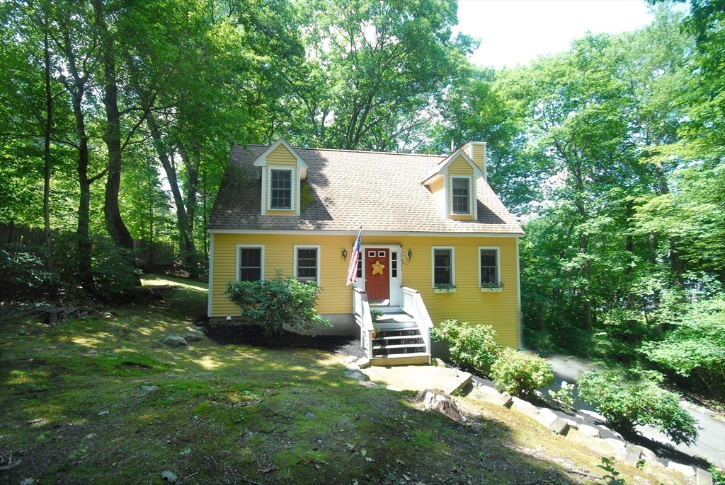 6 Haley Ln
