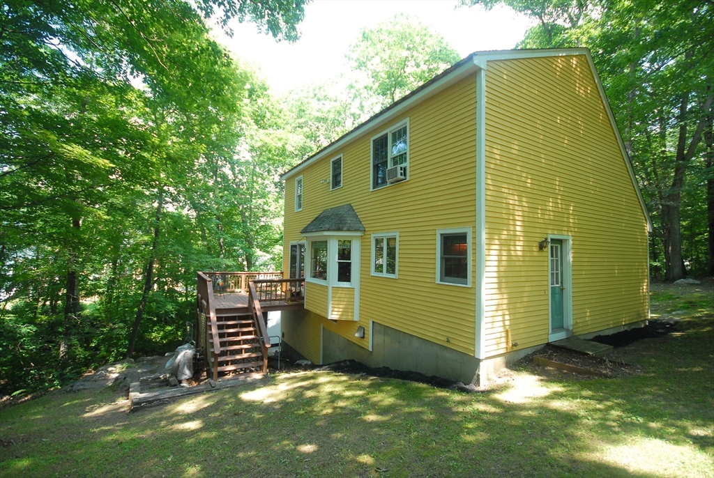 6 Haley Ln