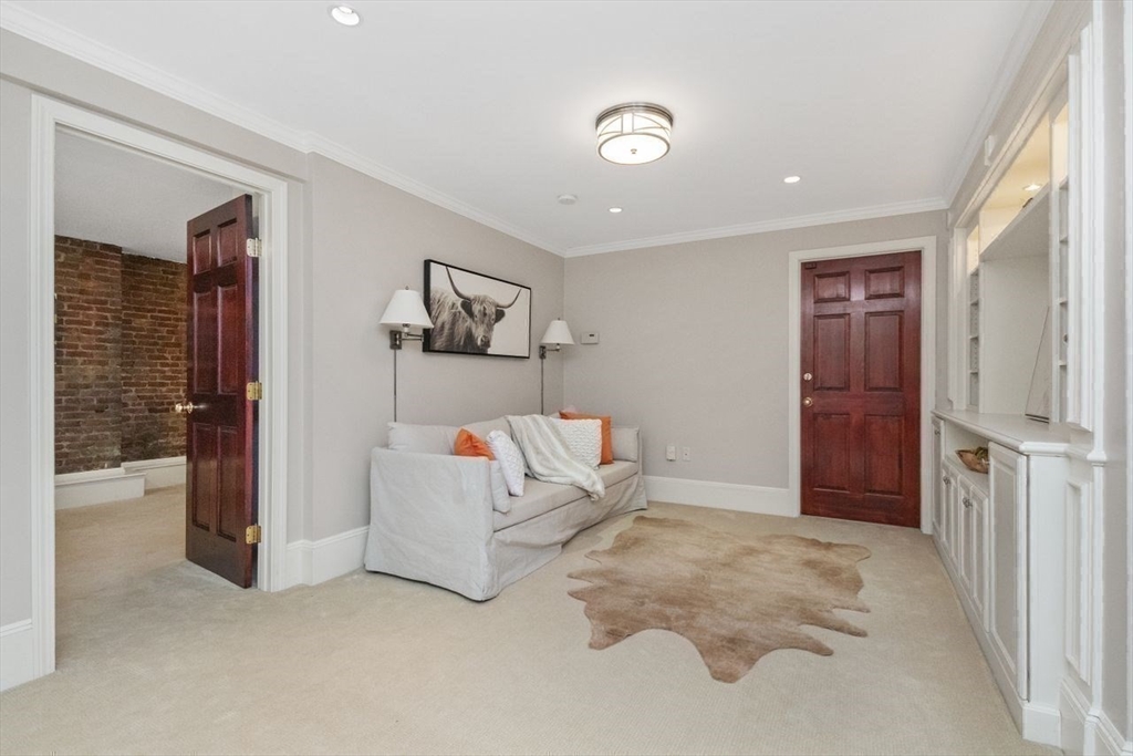 95 Centre St # 1