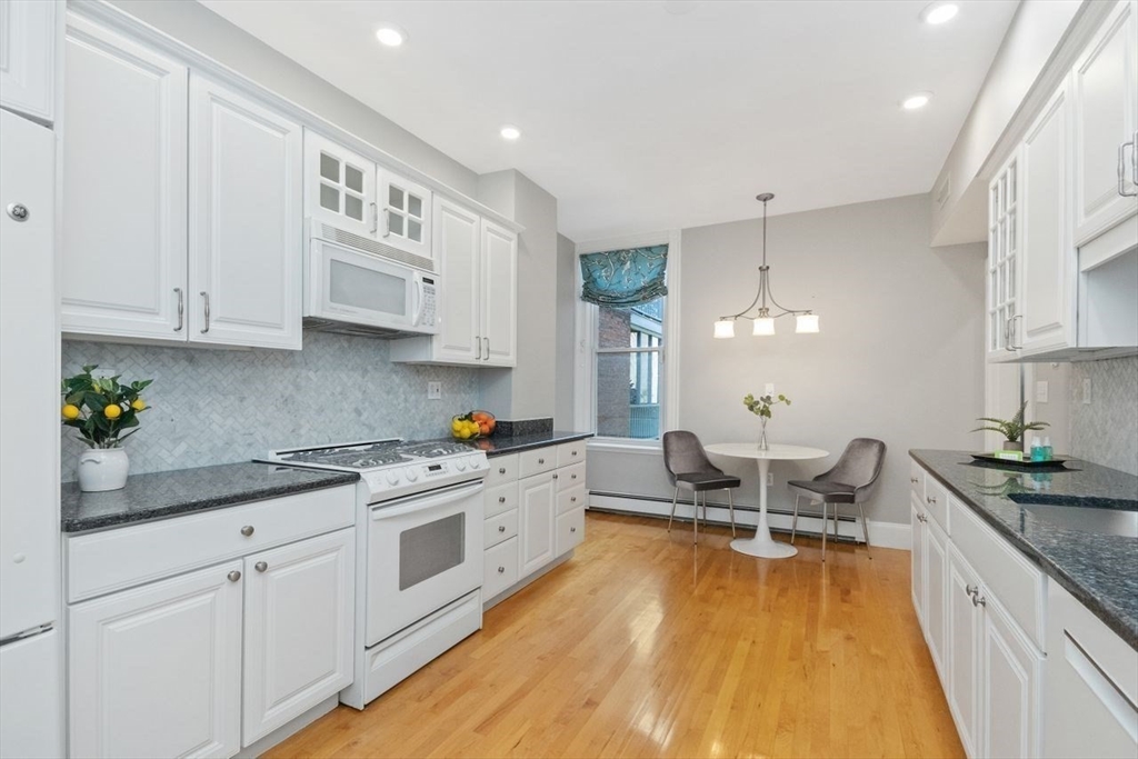 95 Centre St # 1