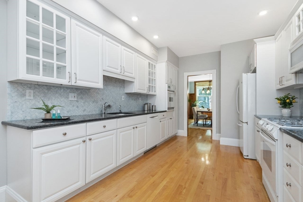95 Centre St # 1
