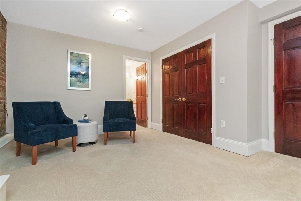 95 Centre St # 1