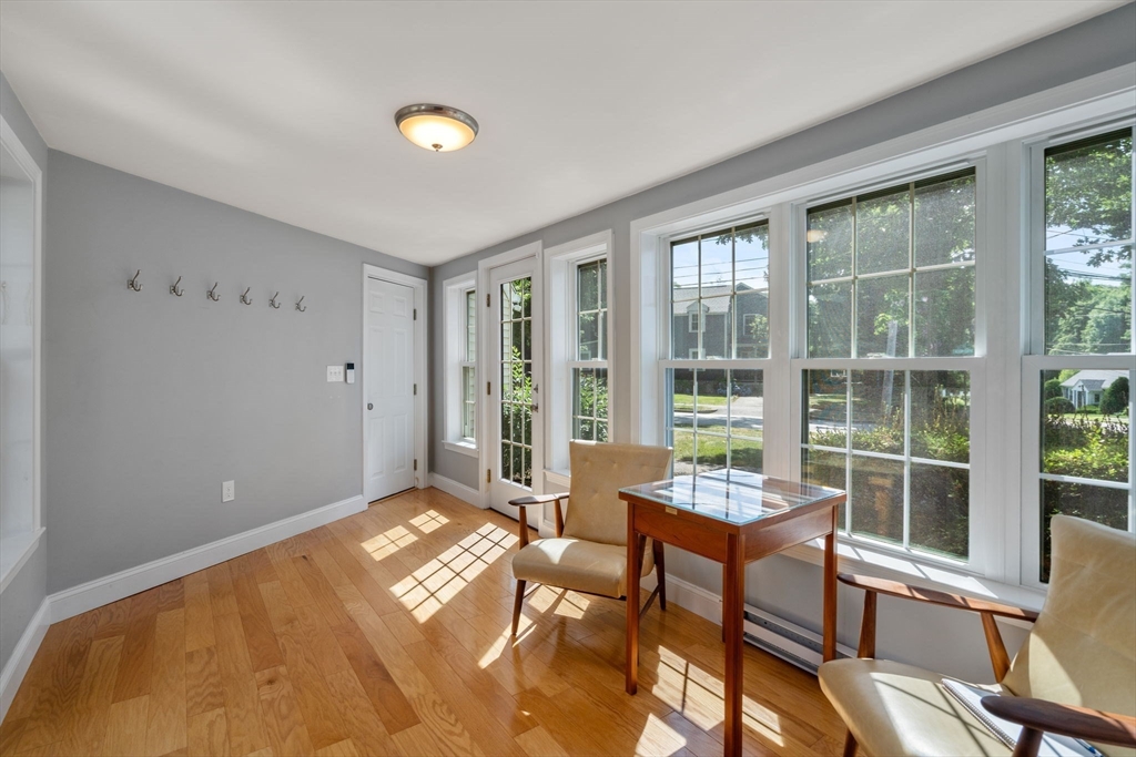 24 Hickory Cliff Rd