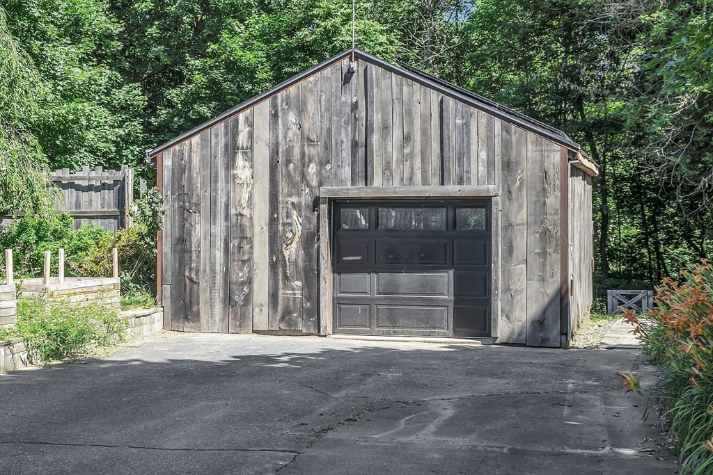 28 Auburn