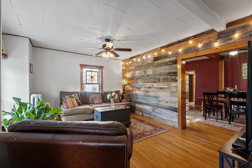 28 Auburn