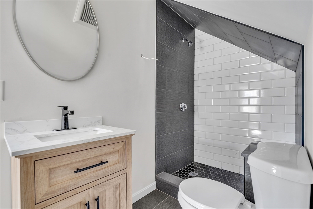 4 Percival St # 4
